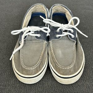 Men’s Sperry top sider.
